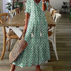 Robe boho avec couverture du ventre Michaela, portée en situation – Valloro Paris