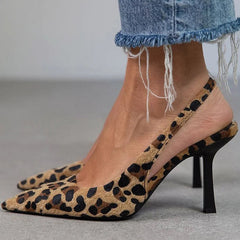 Escarpins slingback à imprimé léopard Maria, vue de face – Valloro Paris