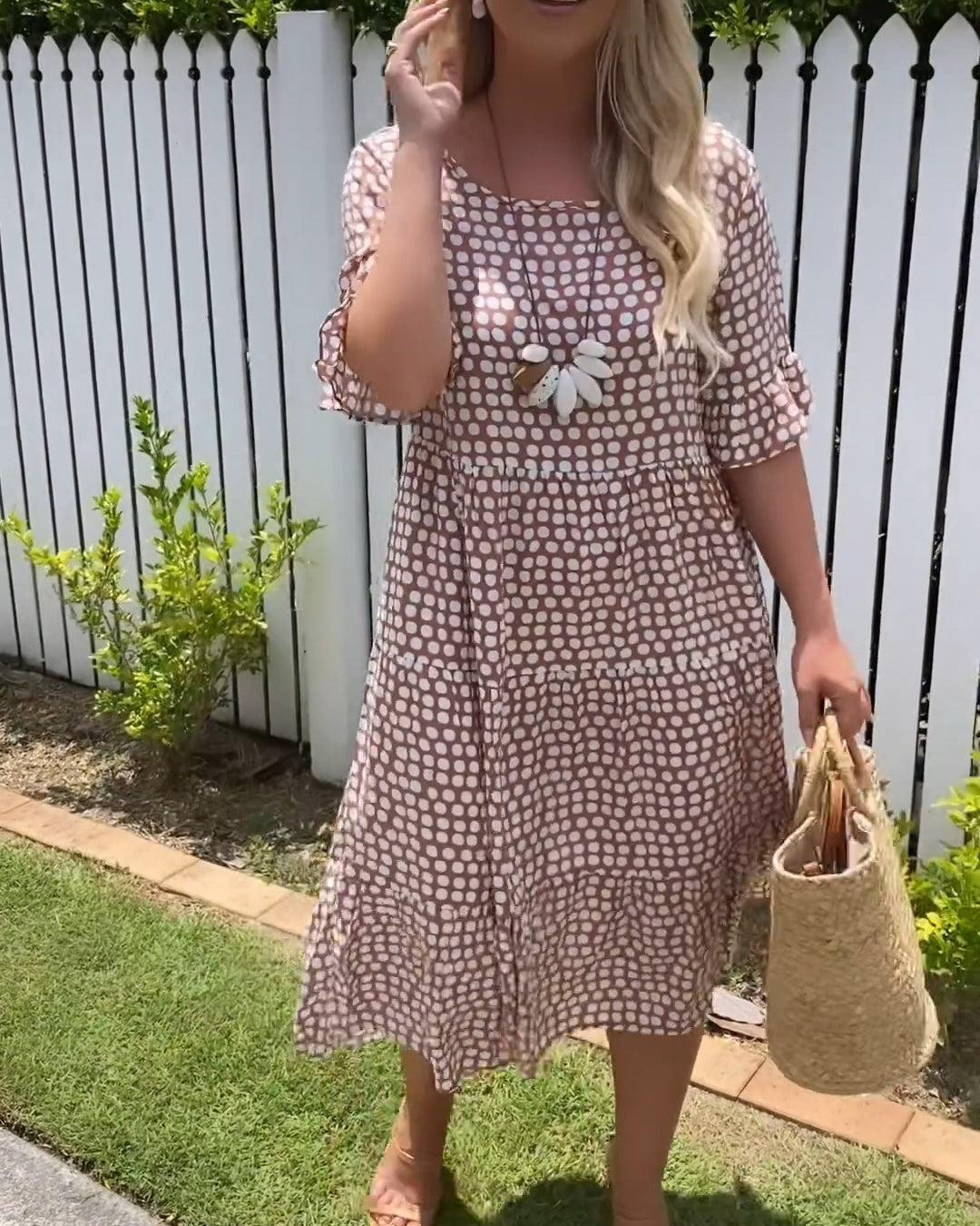 Robe midi à manches courtes Nicola, vue de profil – Valloro Paris