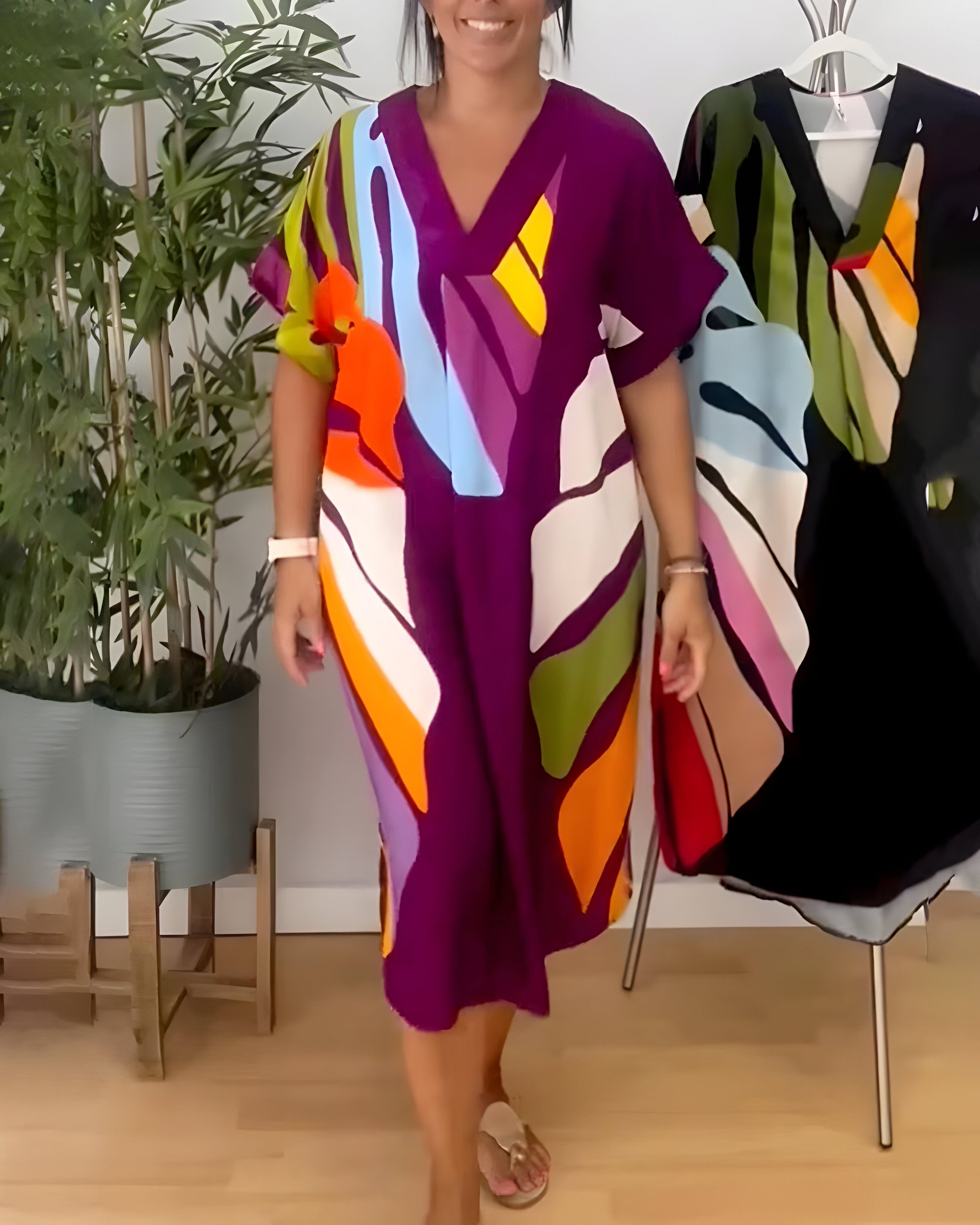 Robe à imprimé abstrait Rianna, vue complète du modèle – Valloro Paris