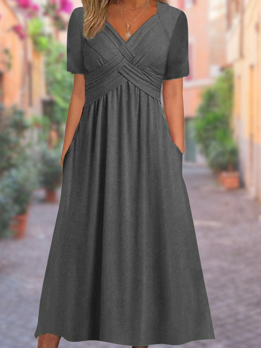 Robe maxi élégante avec détail croisé Selby, vue de face – Valloro Paris