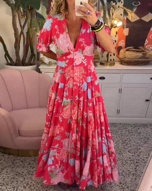 Robe florale vibrante Floriana, mise en situation estivale – Valloro Paris