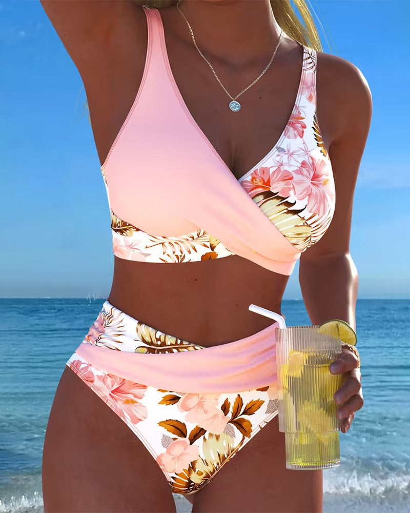 Bikini élégant à imprimé floral Léa, vue de face – Valloro Paris