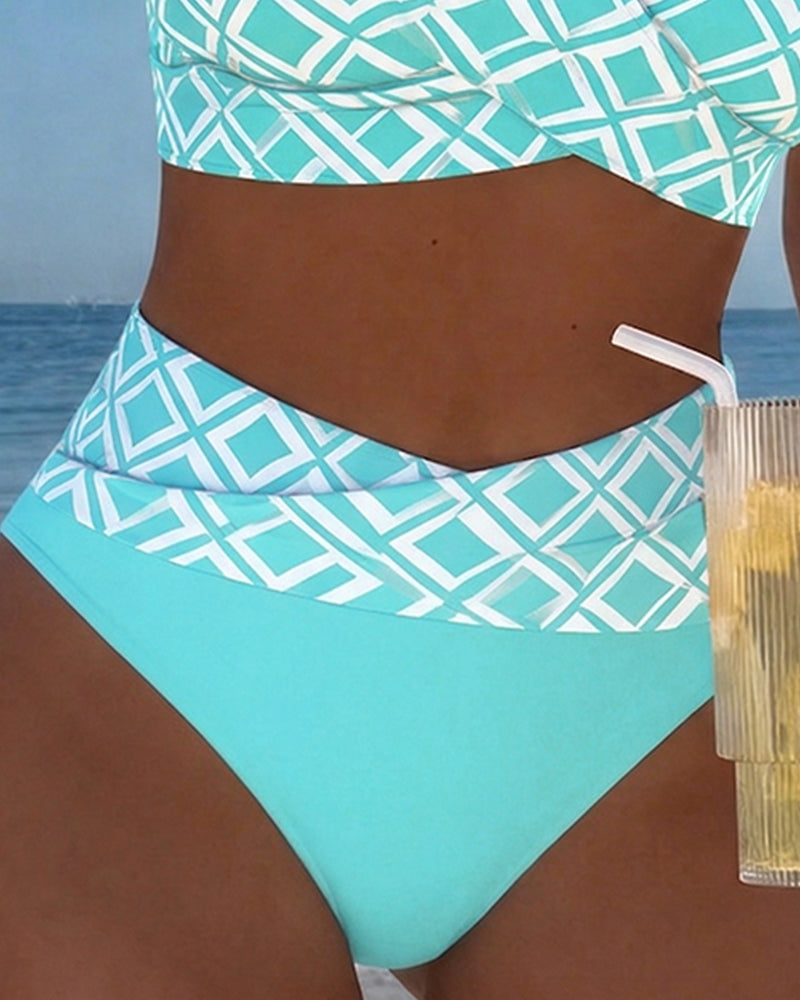 Maillot de bain croisé à motif diamant Camille, détail du motif – Valloro Paris