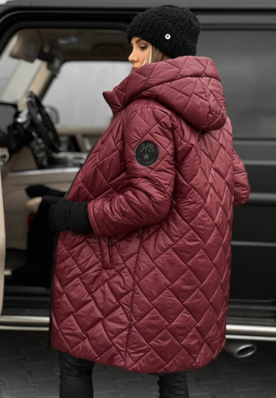 Manteau matelassé à capuche pour l’hiver Vera, détail du tissu – Valloro Paris