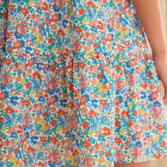 Robe d’été légère et féminine Mahé, présentation du coloris – Valloro Paris
