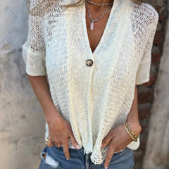 Gilet en maille ajourée Camille, vue de profil – Valloro Paris