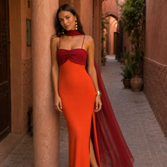 Robe fluide à imprimé flamboyant, édition limitée Valentina, vue de face – Valloro Paris