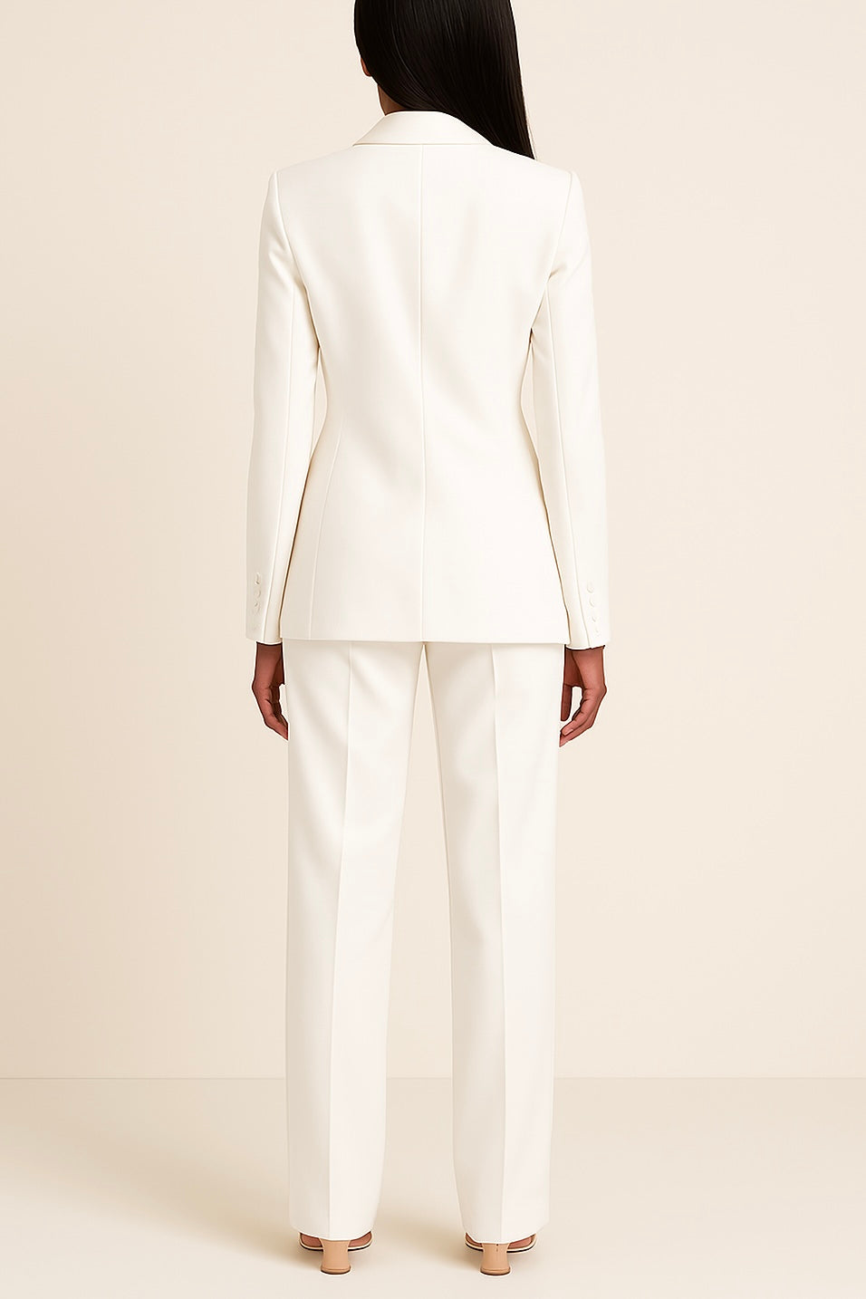 Tailleur formel bleu céleste Ella, vue complète du modèle – Valloro Paris