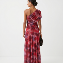 Robe longue élégante et simple Carla, gros plan sur la coupe – Valloro Paris