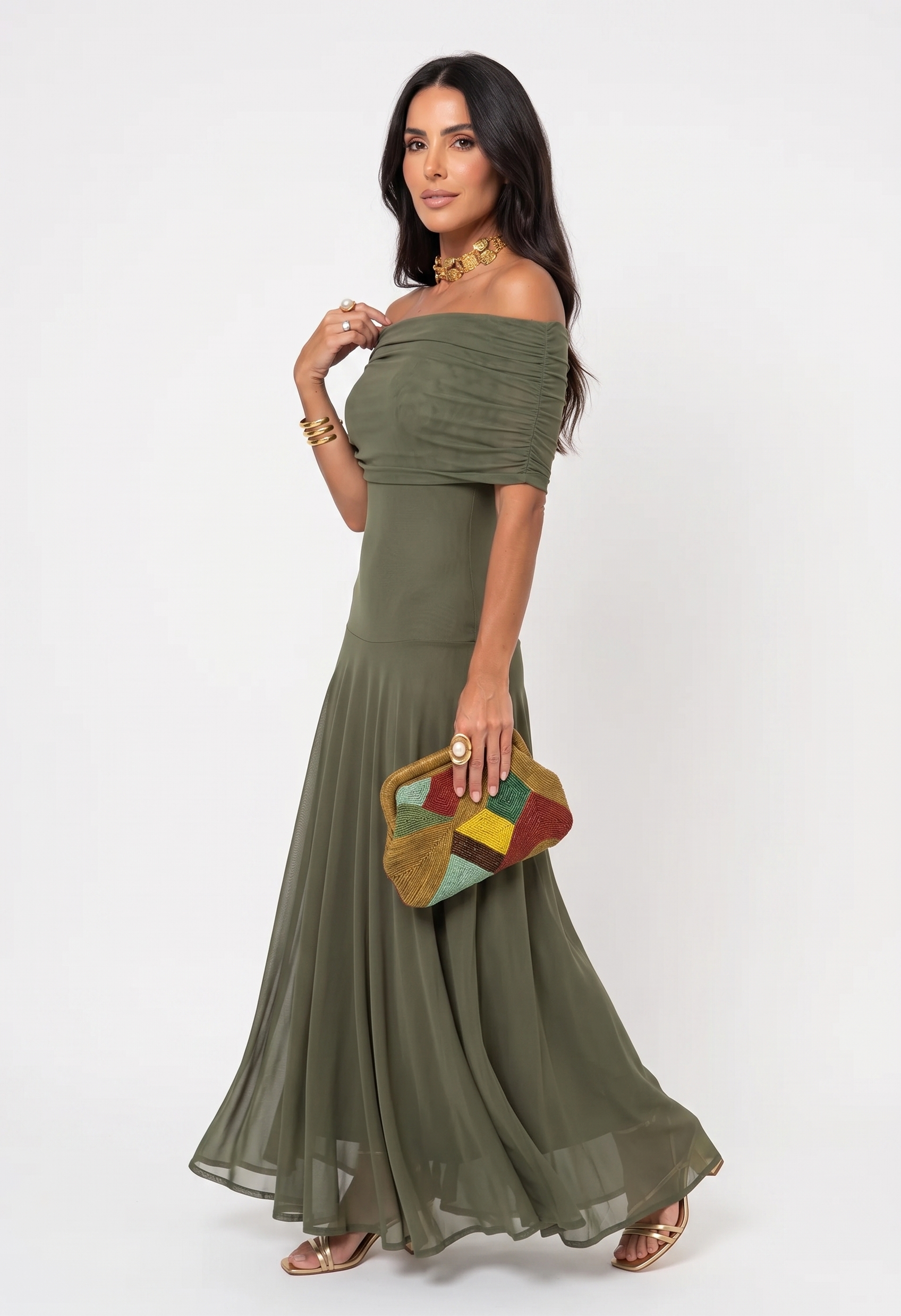 Robe longue élégante et simple Carla, vue de profil (photo 18) – Valloro Paris