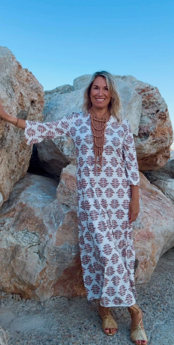 Robe d’été marron élégante Alameda, vue de dos – Valloro Paris