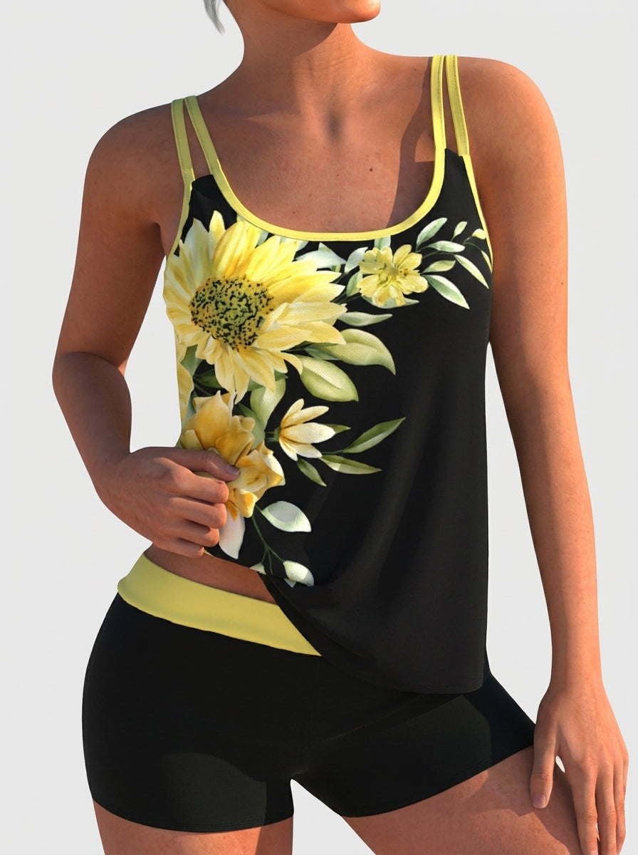 Maillot de bain fleuri avec short et effet ventre plat Flor, portée à la plage – Valloro Paris