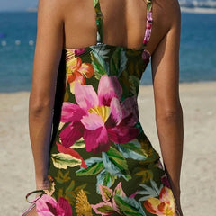 Maillot de bain fleuri graphique avec short et effet ventre plat Adriana, vue de profil – Valloro Paris