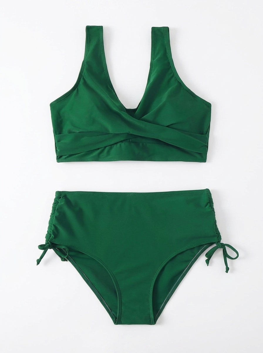 Ensemble bikini deux pièces Moni, gros plan sur la coupe – Valloro Paris