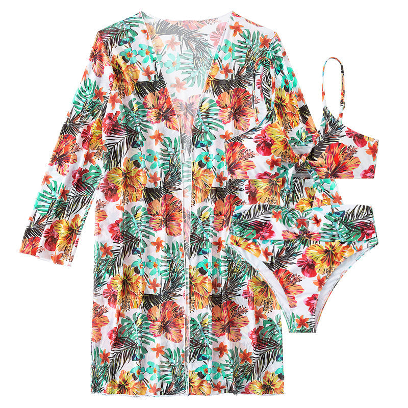 Bikini tropical avec détail noué et kimono assorti Lani, gros plan sur la coupe – Valloro Paris