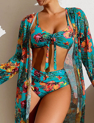 Bikini tropical avec détail noué et kimono assorti Lani, détail du motif – Valloro Paris