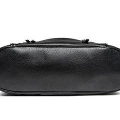 Sac cabas matelassé élégant Amelia, porté en situation – Valloro Paris