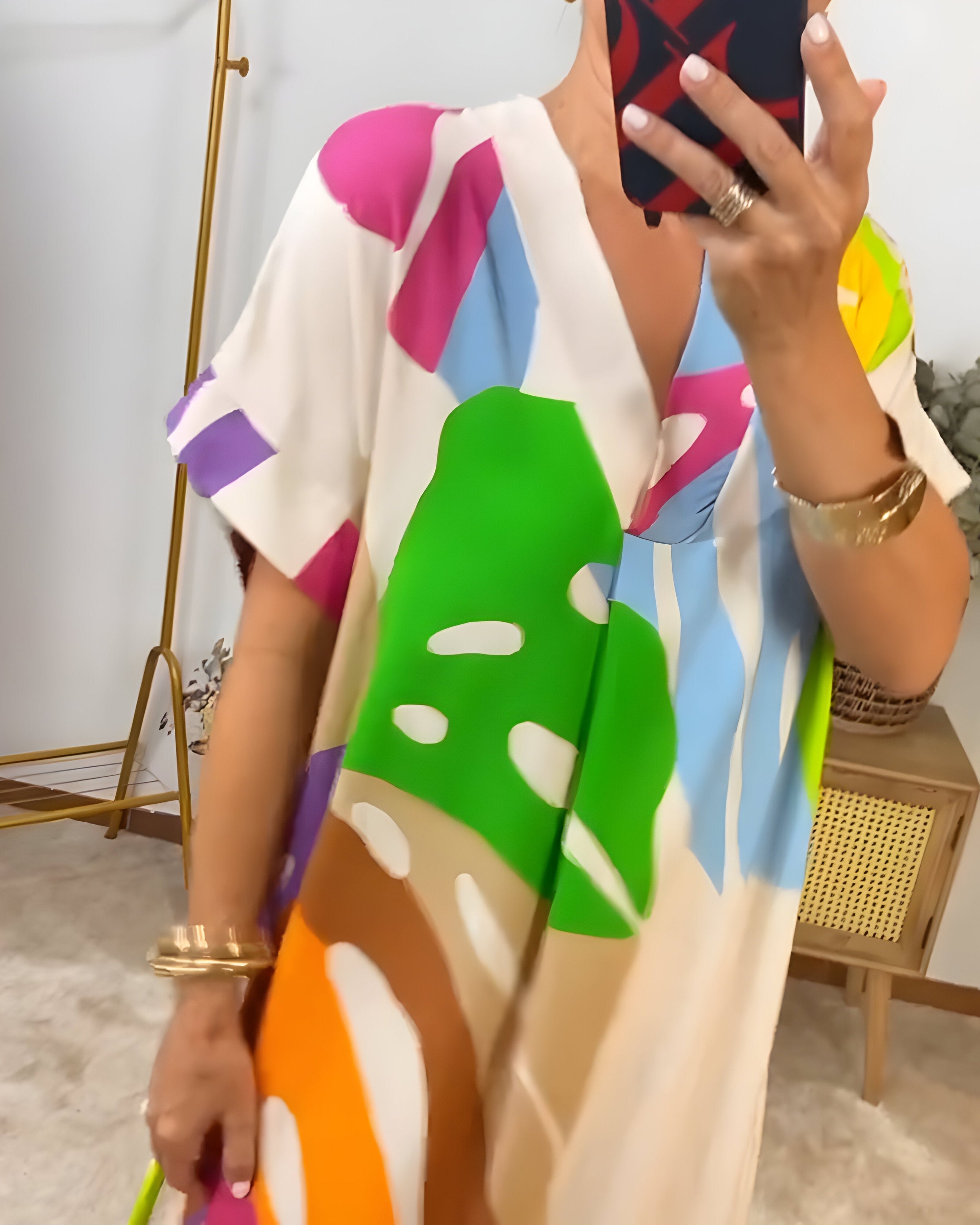 Robe à imprimé abstrait Rianna, vue de profil – Valloro Paris