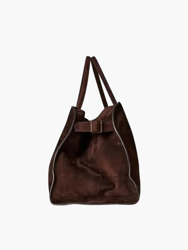 Sac cabas oversize effet suède Soera, porté en situation – Valloro Paris