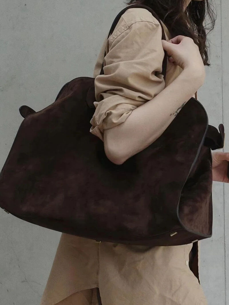Sac cabas oversize effet suède Soera, aperçu de l’intérieur – Valloro Paris