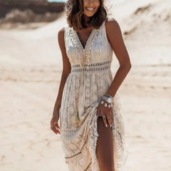Robe boho fluide et féminine Allison, vue de face – Valloro Paris