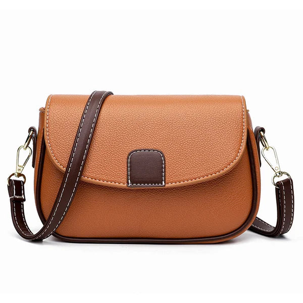 Sac bandoulière en cuir végan intemporel Noa, détail de la matière – Valloro Paris
