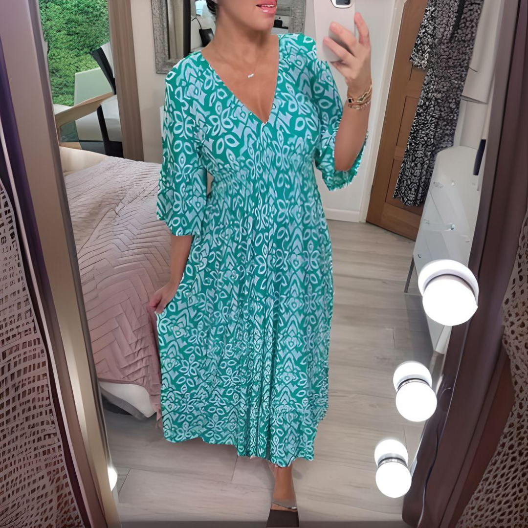 Robe imprimée boho Lillia, vue de profil – Valloro Paris