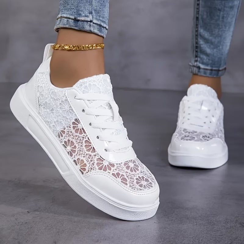 Baskets en dentelle élégantes Camille, vue arrière – Valloro Paris