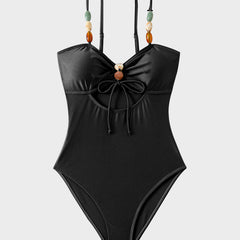 Maillot de bain satiné à perles et découpes Salomé, vue rapprochée – Valloro Paris