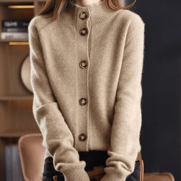 Gilet tricoté élégant et confortable Elora, vue de dos – Valloro Paris