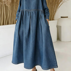 Robe maxi en denim décontractée à coupe large Skylar, vue de dos – Valloro Paris