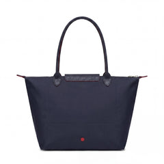 Cabas pliable en nylon à détails cuir Grand Sac Bleu Marine, porté à l’épaule – Valloro Paris