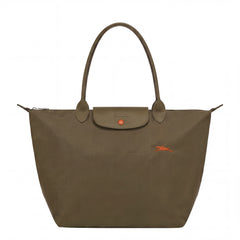 Cabas pliable en nylon à détails cuir Grand Sac Vert Kaki, vue de face – Valloro Paris